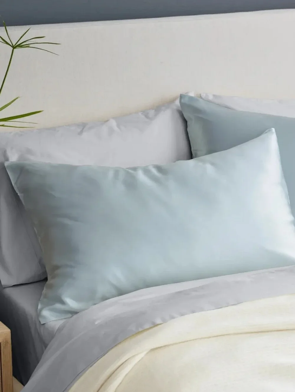 Quince 100% Mulberry Silk Pillowcase, Lt Blue, King
